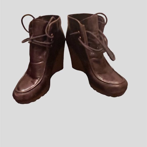 Michael Michael Kors size 7 Rory Dark Chocolate wedge lace up moc toe boots - Picture 1 of 14
